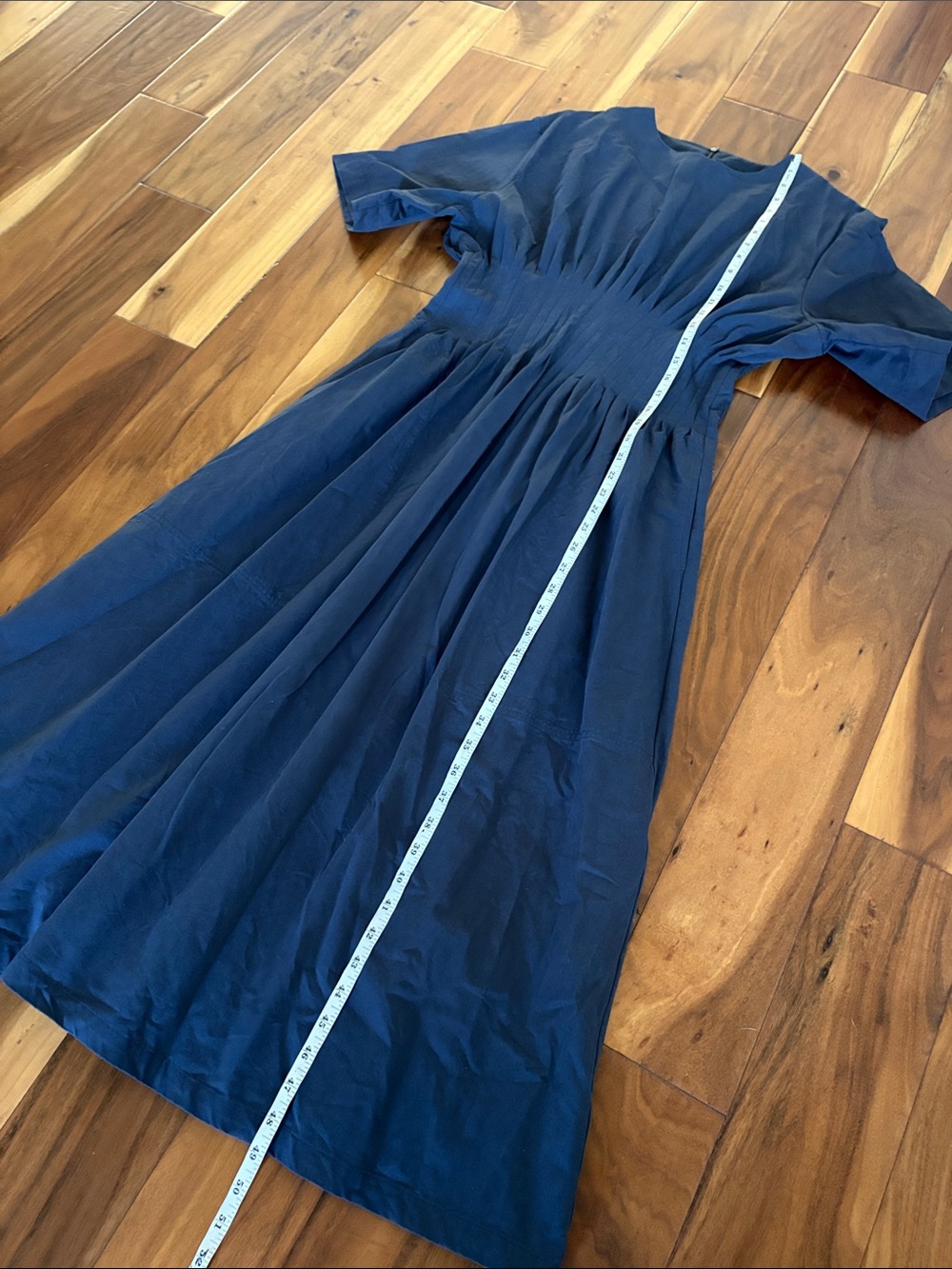 GigiO Navy Pintuck Waist Midi Dress Size Large - Picture 9 of 9